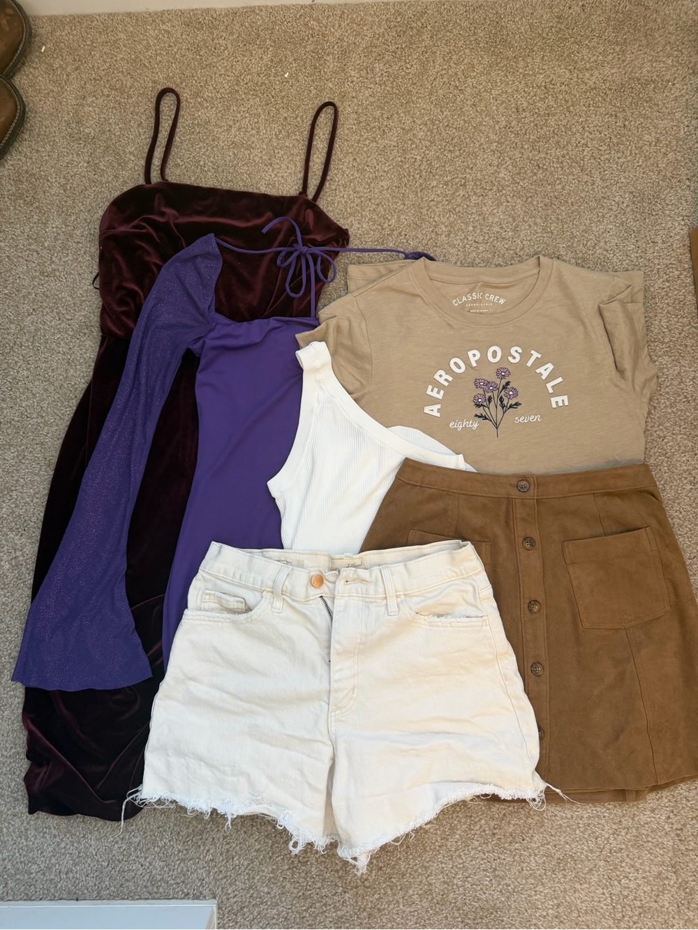 Small clothing Bundle end on Summer weekend trip